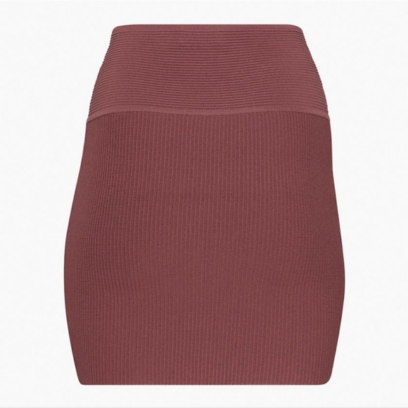 Aritzia Babaton Sundried Red Sculpt Knit Mini Skirt -Size XXS - Picture 8 of 9